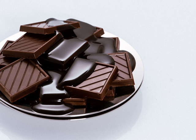 Quick Safety Tips: 15 Foods to Keep Away from Pets